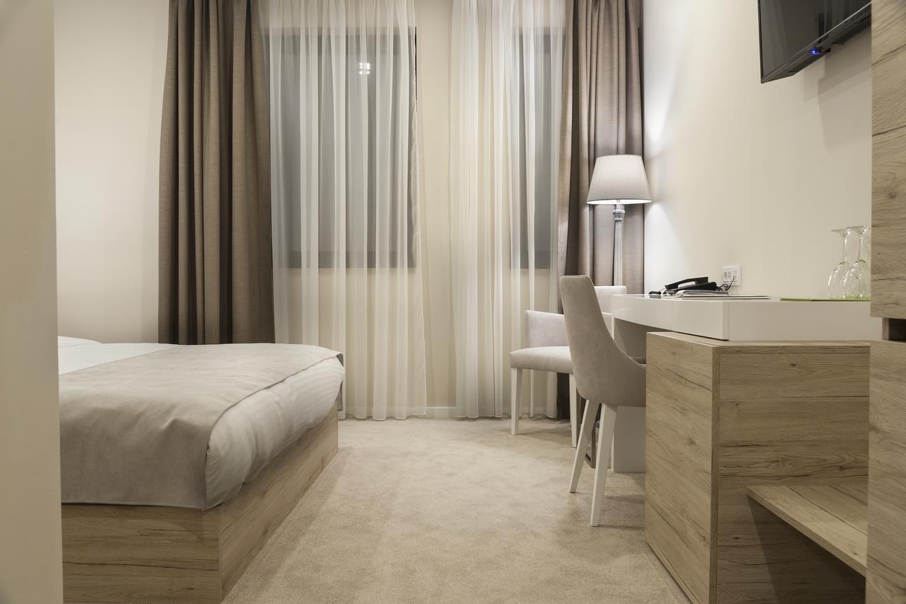 Ig Hotel Gornji Milanovac Exterior photo