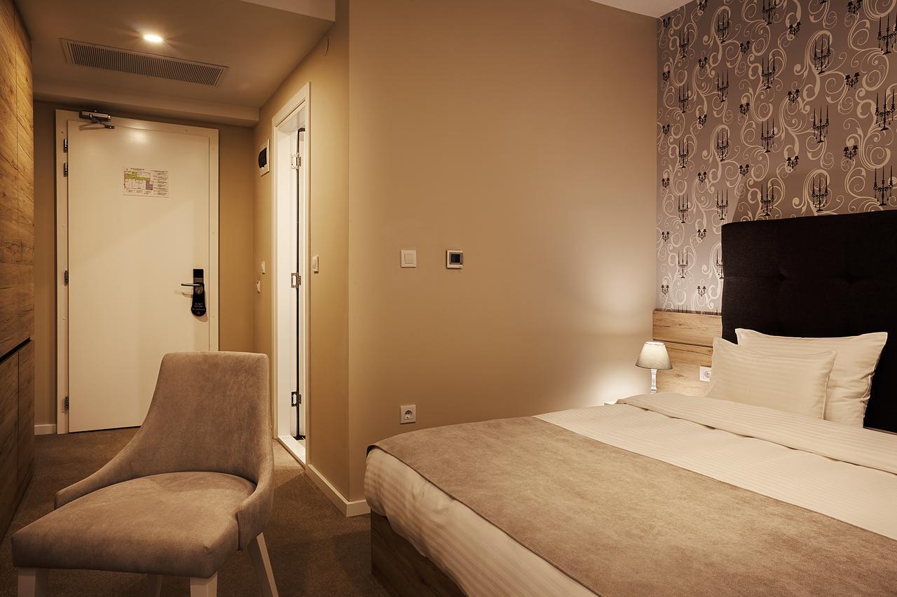 Ig Hotel Gornji Milanovac Exterior photo